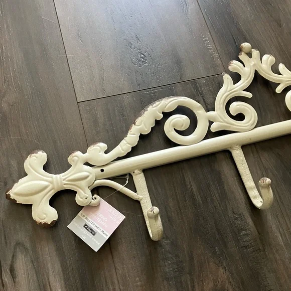 Decorative Wall Hooks - Picture 3 of 5